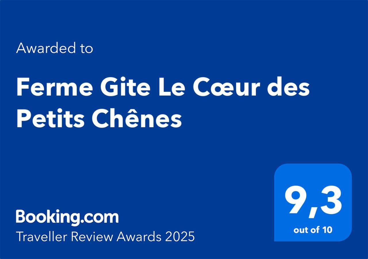 Ferme Gite Le Coeur Des Petits Chenes Saint-Pierre-de-Cole ภายนอก รูปภาพ